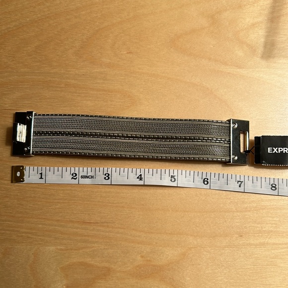 Express Bracelet - Picture 6 of 6